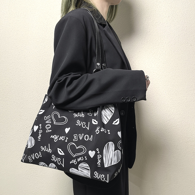 Modische Umhängetasche, neu eingetroffene bedruckte Unterarmtasche mit Kette, Damenhandtasche, neue lässige Einkaufstasche mit großem Fassungsvermögen._voghion.com