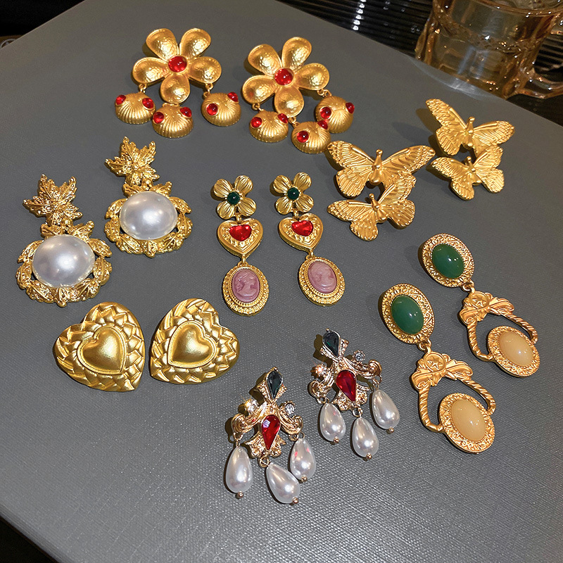 Fashion Heart Shape Copper Plating Inlay Artificial Gemstones Drop Earrings 1 Pair