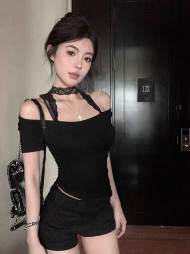 Padded lace V-neck short-sleeve tight niche pure desire black versatile short-sleeve off-shoulder top