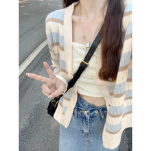 复古撞色条纹v领针织开衫女秋冬日系复古宽松慵懒风毛衣外套上衣