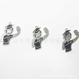 2024年新款美女自拍合金电镀单吊项链辅料服饰配件饰品挂件批发