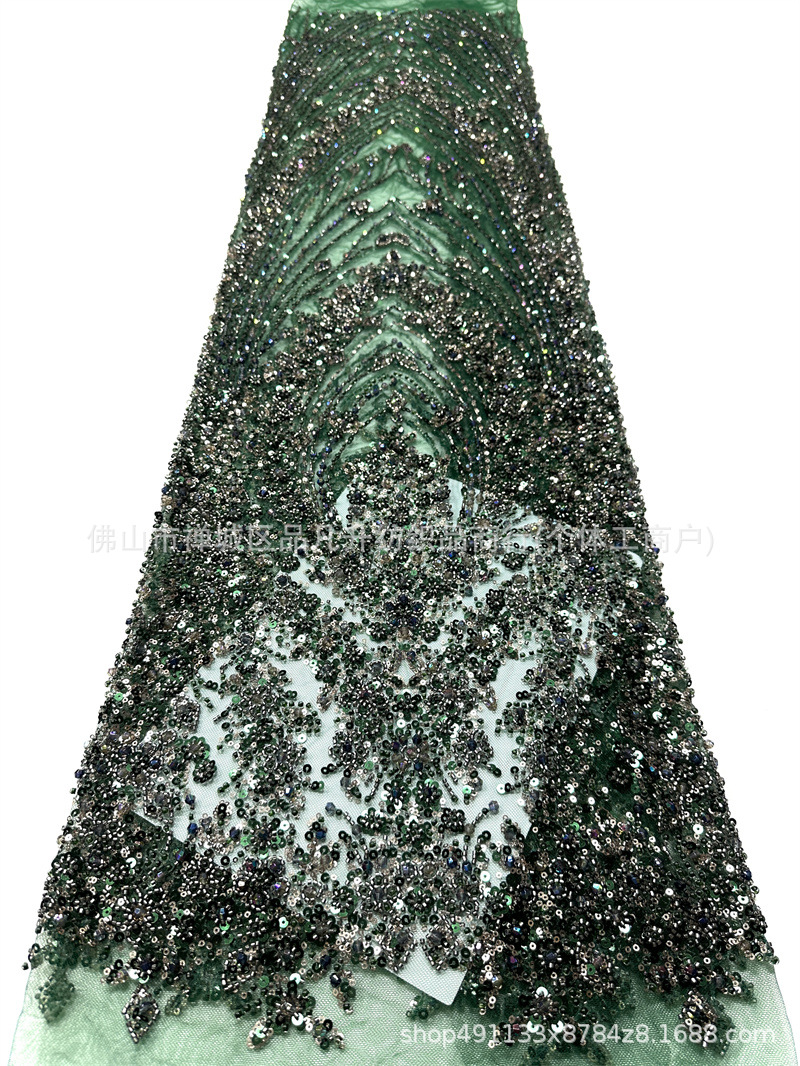 Fabricante de lujo bordado a mano Peacock Tail red tela de encaje de plata cristal perlas adornos formales tela de vestido de baile