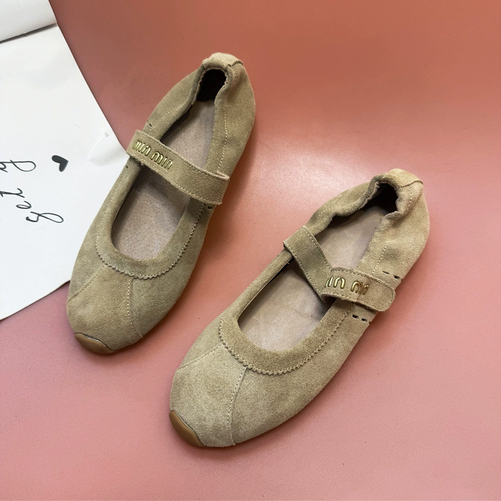 2025 новые женские кроссовки в стиле Miu из натуральной кожи с толстой подошвой, моральные тренировочные туфли с неглубоким вырезом и липучкой, повседневные спортивные туфли из натуральной кожи