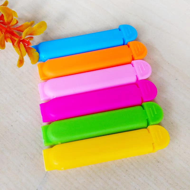Fabricante Y pequeño plástico de 7cm de clip de sellado de alimentos té bocadillos de sello a prueba de humedad clip de impresión multicolor LOGO
