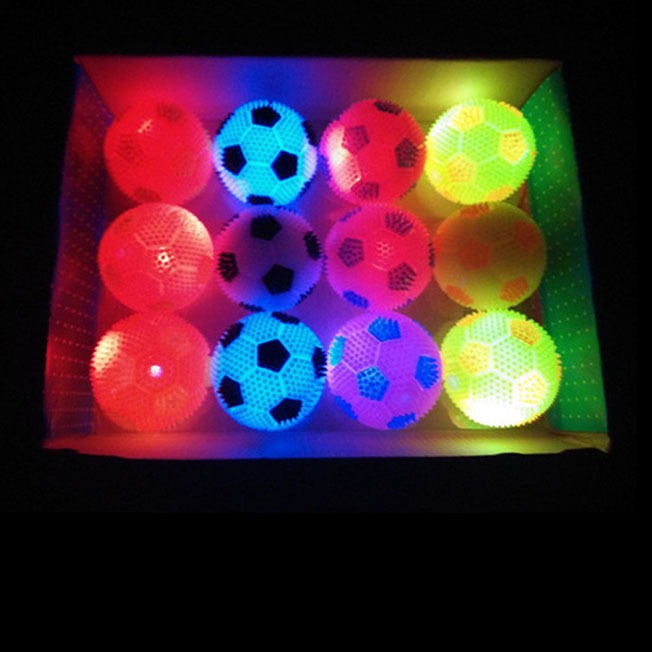 Personalizado tpr luminoso sonido fútbol dientes limpiadores de dientes de molienda juguetes de perro led flash elástico bola de apuñalamiento pasear pelota de entrenamiento de perros