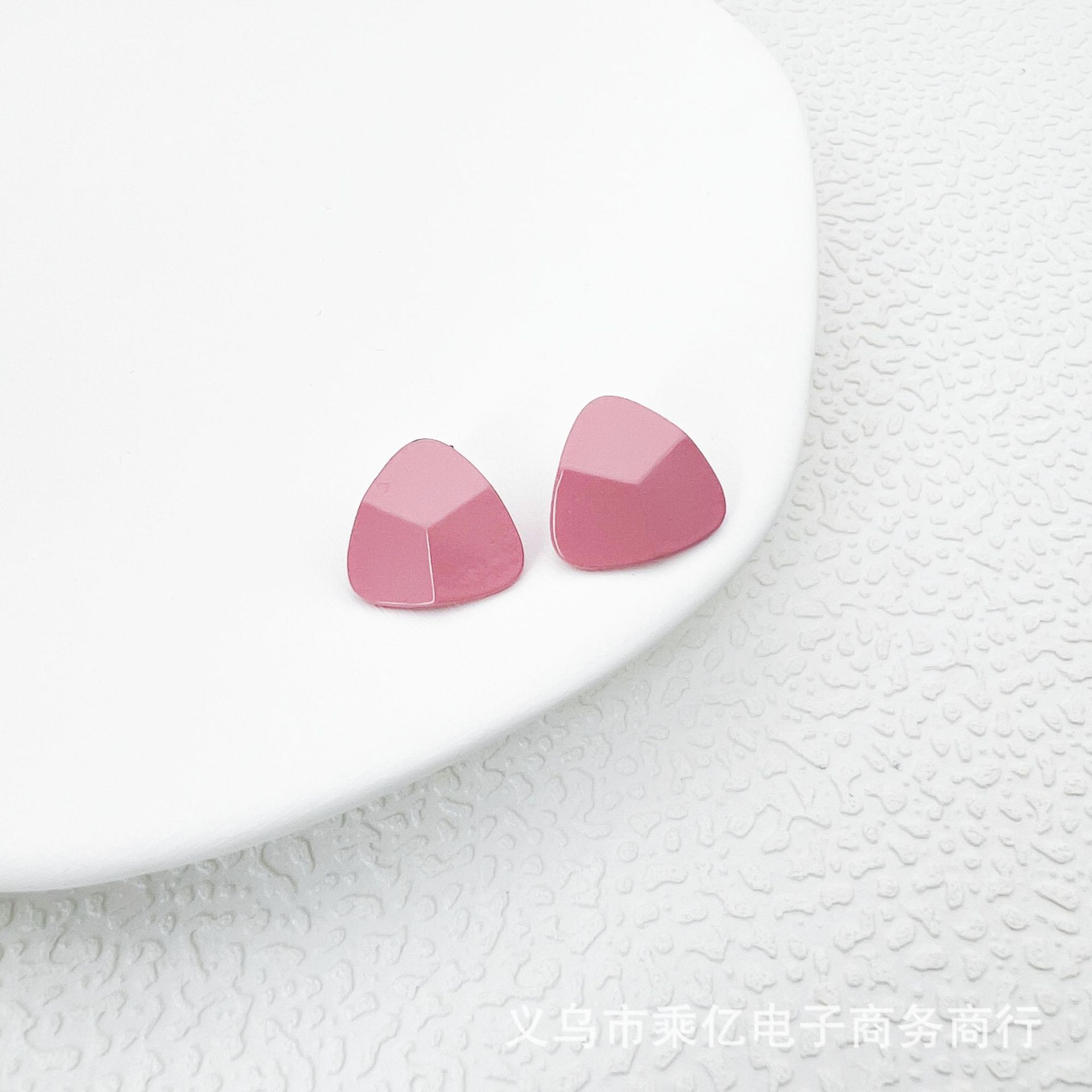 Geometric universal triangle, cream fresh earrings