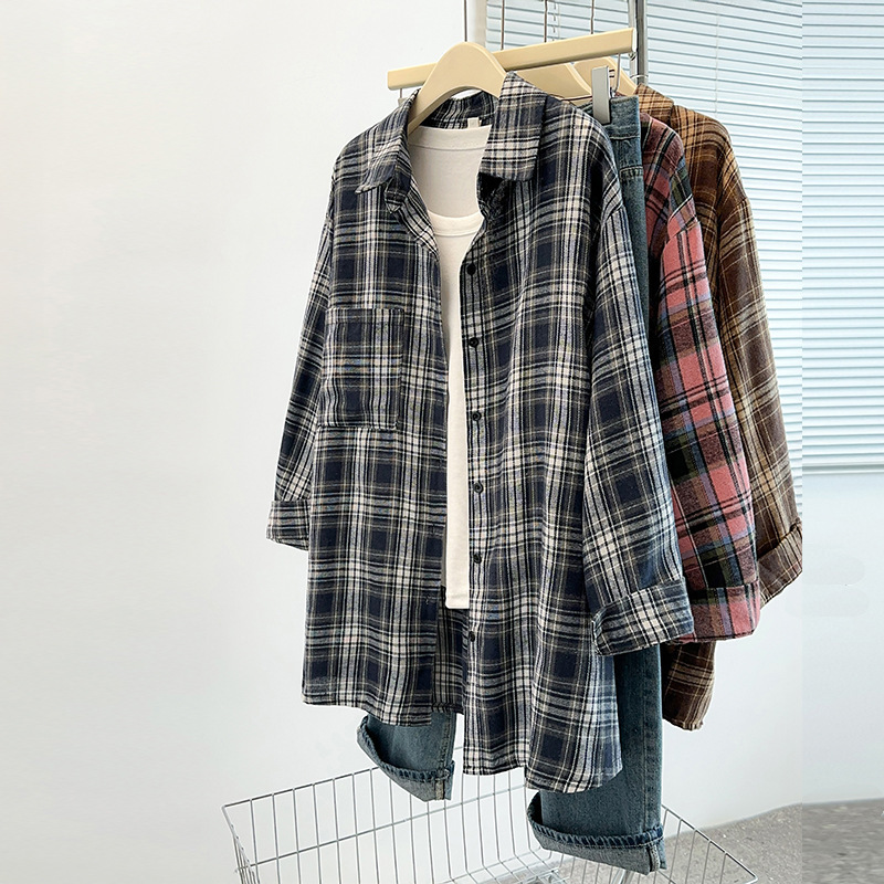 2025 Autumn New Retro Plaid Shirt Plus Size for Plus-Size Women Long Sleeve Loose Casual Versatile Shirt Cardigan Trend 2025 Autumn New Retro Plaid Shirt Plus Size for Plus-Size Women Long Sleeve Loose Casual Versatile Shirt Cardigan Trend