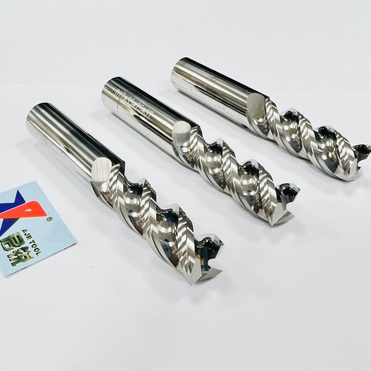 AJR工厂直销 U型槽钨钢铝用平铣刀  现货批发 不涂层铝用专用铣刀