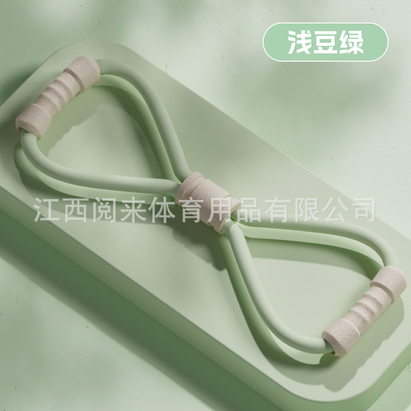 新型の八の字のひもの男女は肩をつけて背中の美の背中を練習します。|undefined