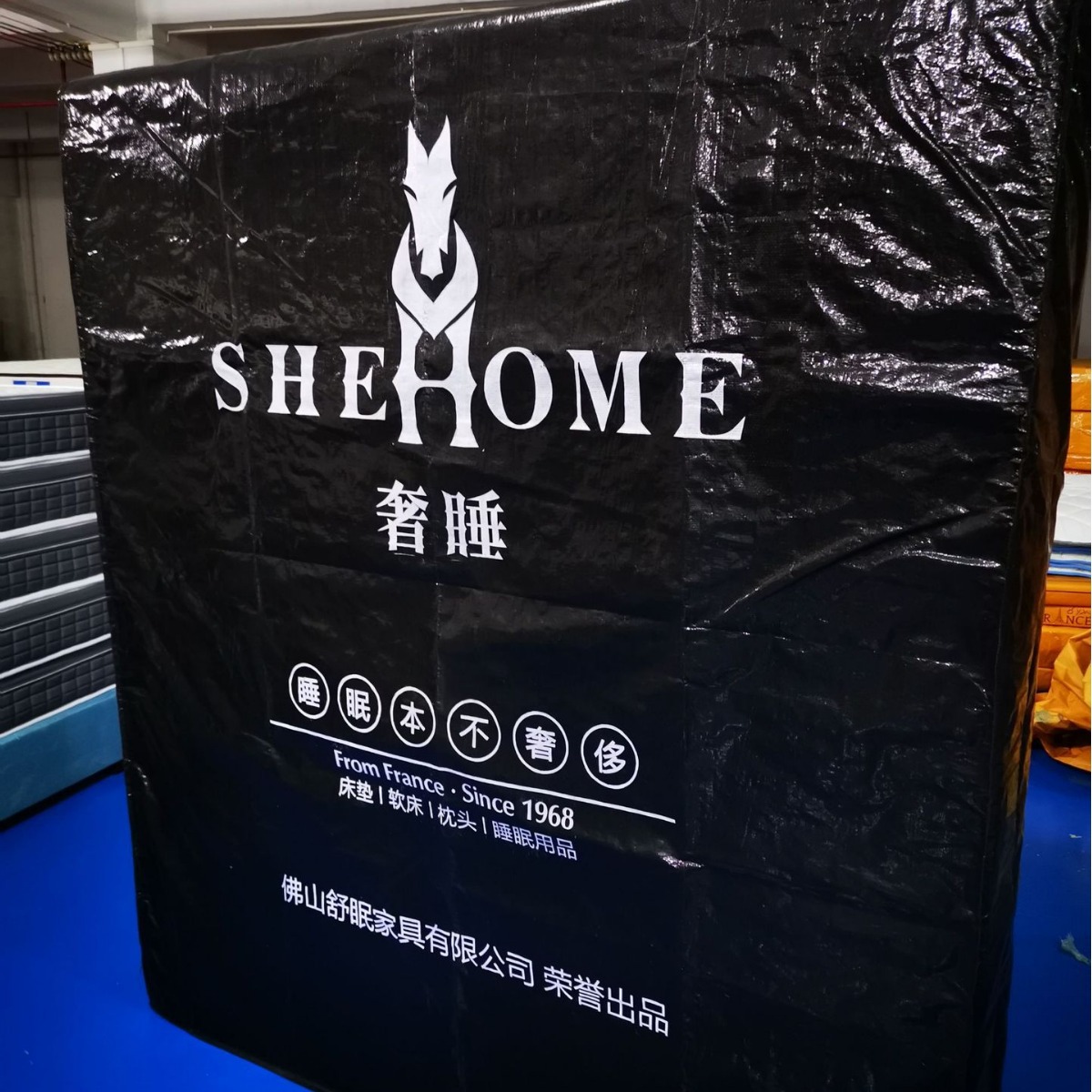 床垫物流包装用纸复合牛皮纸防水印刷包装袋厂家直销加厚编织袋