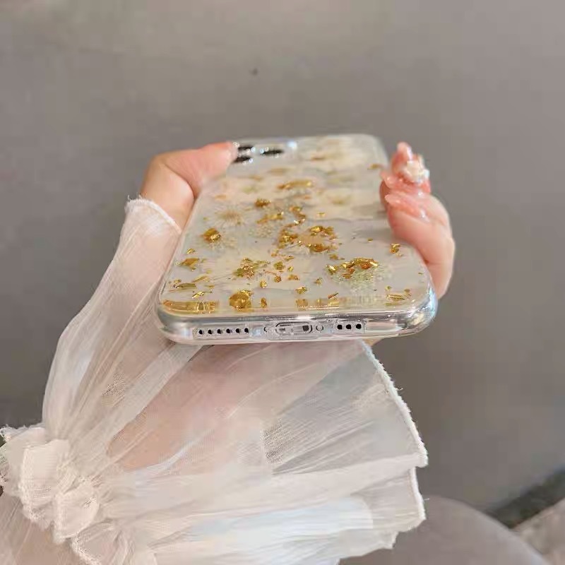Clear Floral Phone Case With White Chrysanthemum For Iphone 15_voghion.com