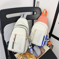 斜め掛けのショルダーバッグの女性のファッション的なウエストバッグのスポーツの多機能の胸のバッグの新型の肩の学生のキャンパスの小さいリュックサックの女性