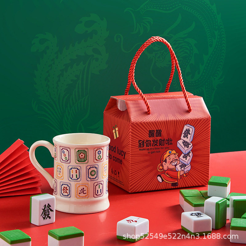 Taza de mahjong creativa de la marea nacional Taza de agua rica Taza de marca casera Taza de cerámica extraña Taza de cerámica regalo de cumpleaños pareja