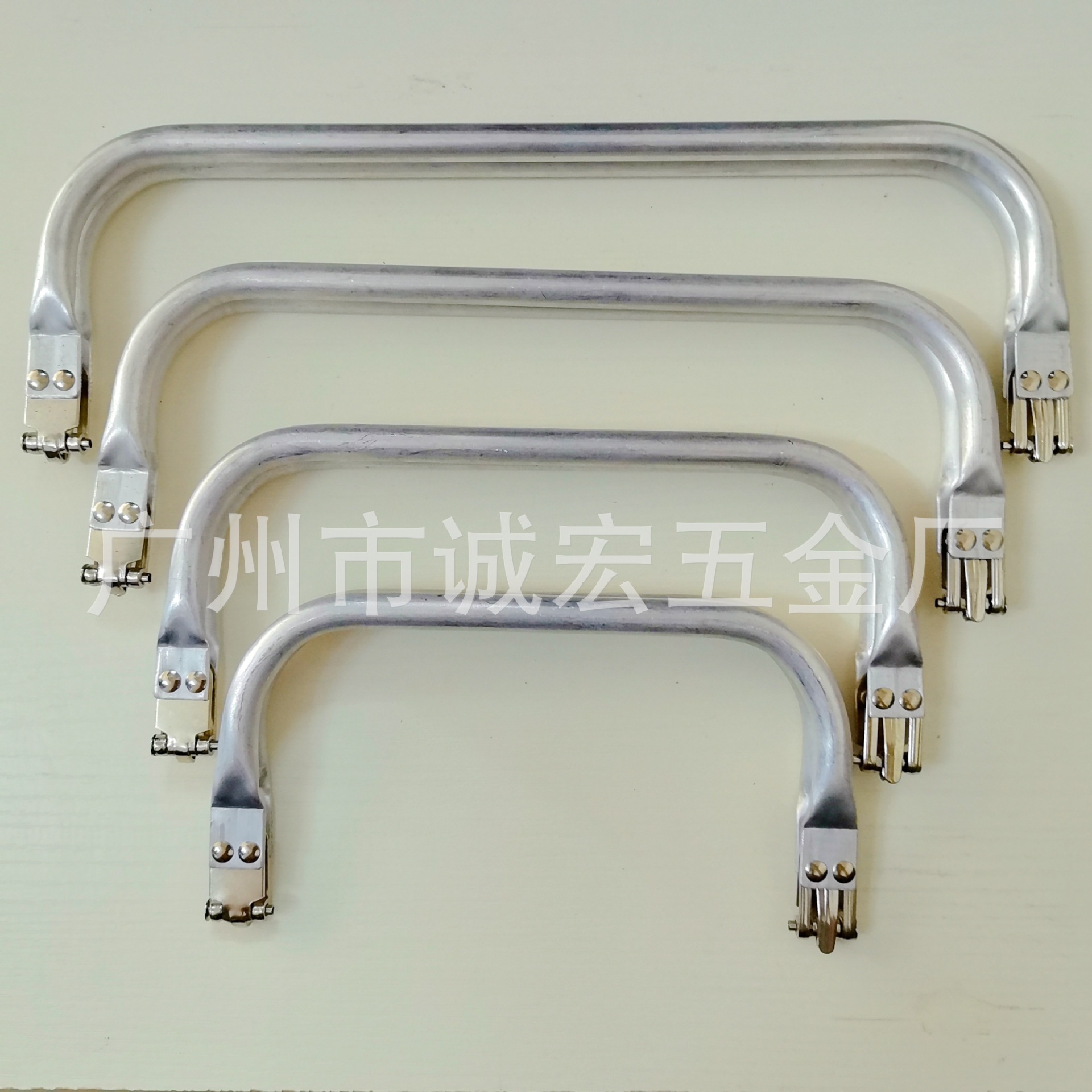 箱包五金 方形铝管夹 云朵包支架 编织包 铝材手拿包铰夹