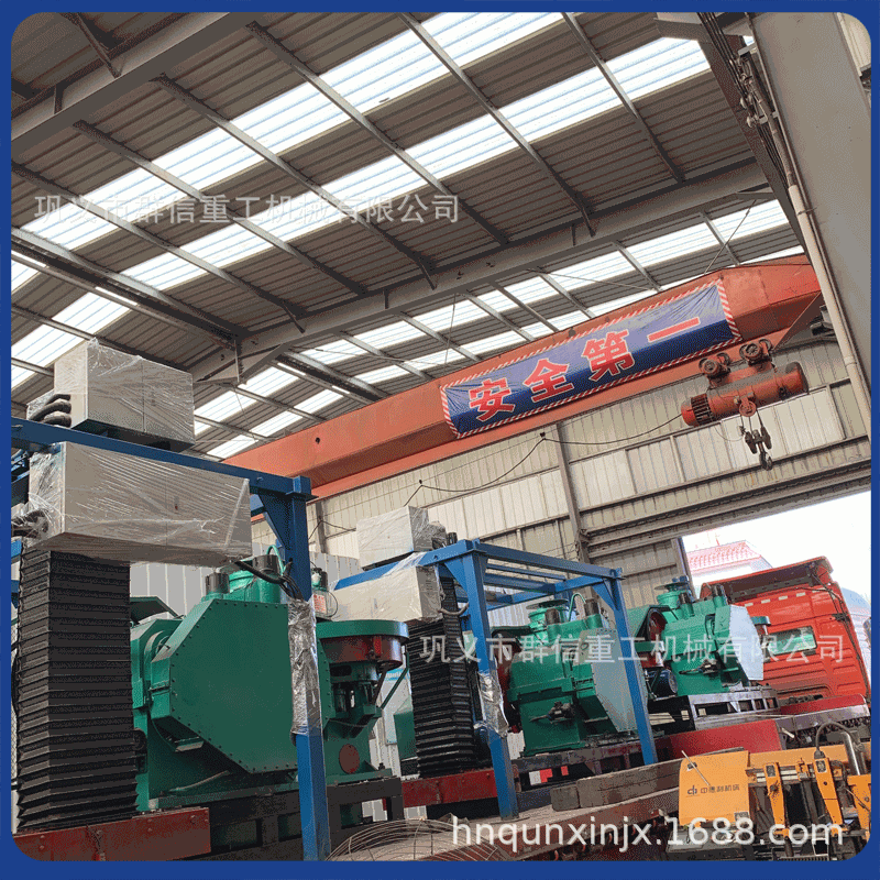 不同型号八孔盘砖机 群信八孔盘砖机供应商 圆盘矿粉制砖机