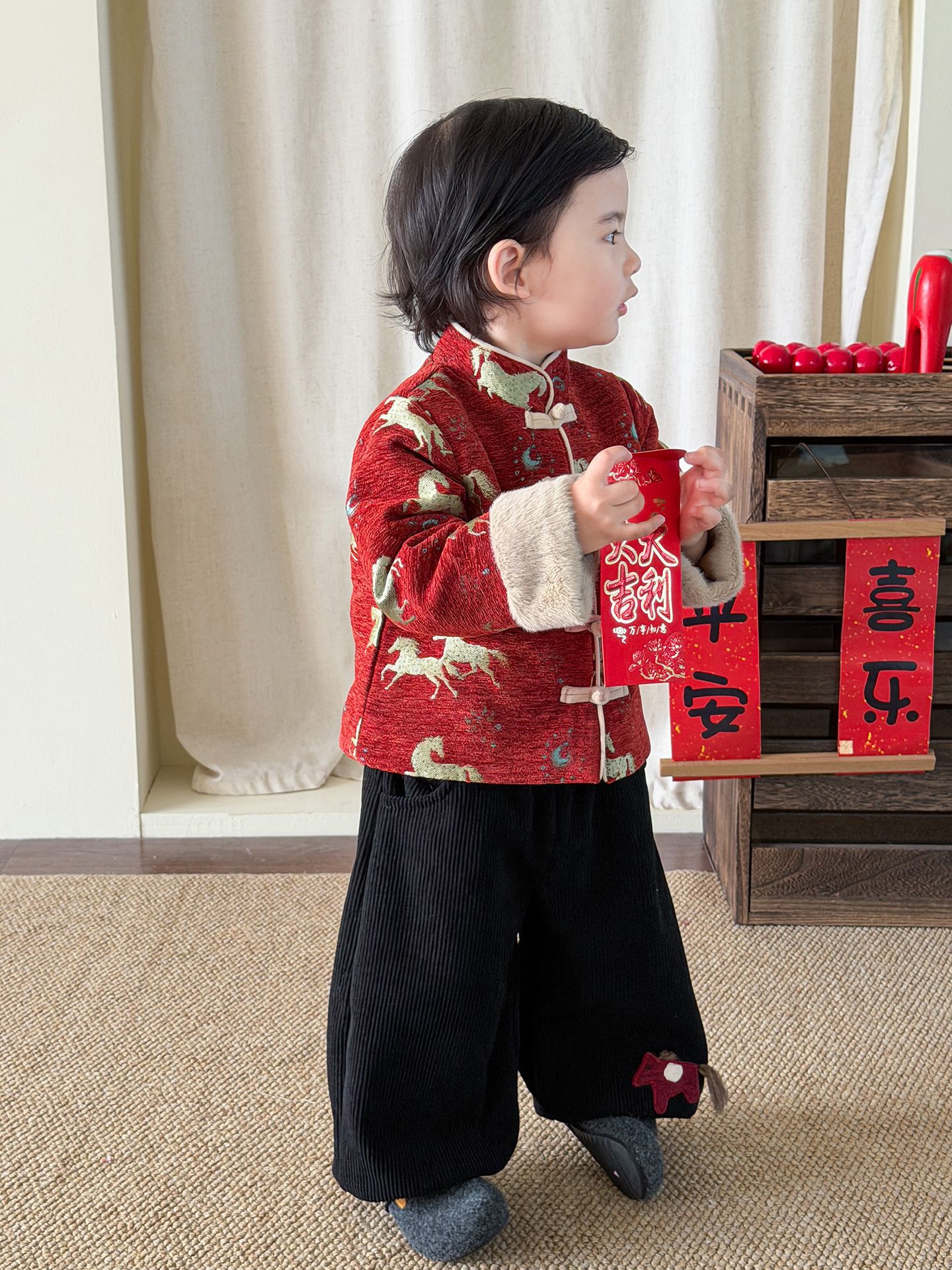 Ropa infantil de azúcar de canela de pera, ropa de invierno, ropa de algodón para niños, ropa de invierno, ropa de algodón para hombres, ropa de nuevo estilo chino