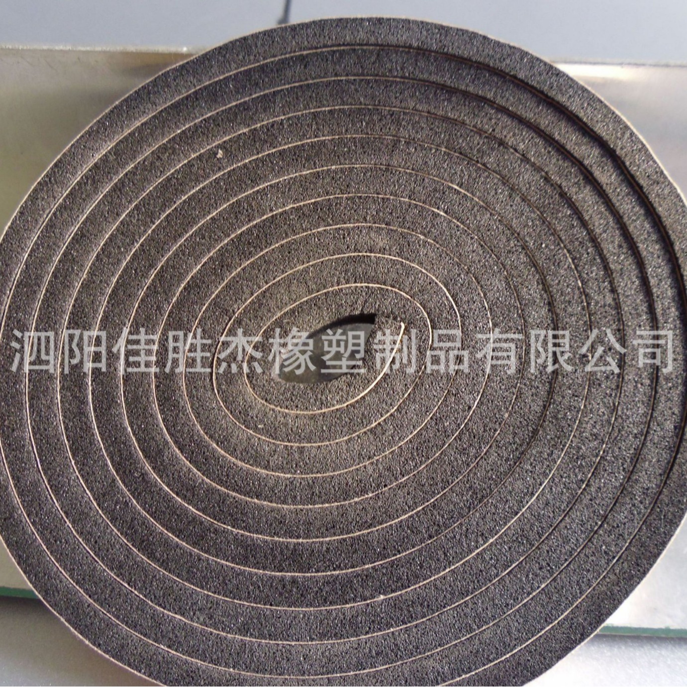 供应eva长条 泡棉密封条 黑白色EVA单面胶条 海绵条PE泡棉胶定 制