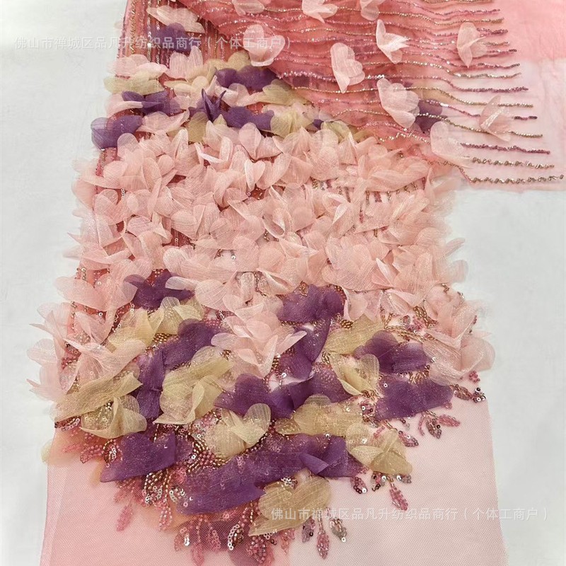 Modas de alta definición tridimensional flores vestidos de cinturón de diseño femenino nicho vestido romántico tejido bordado