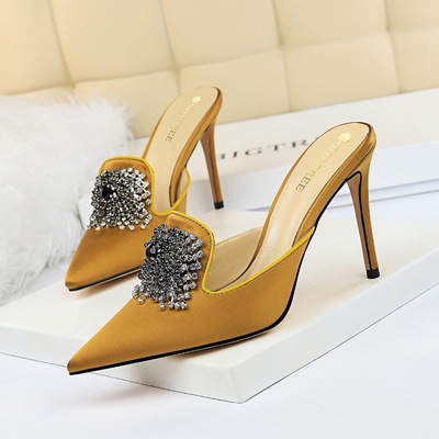 8313-1 in Europe and the sexy elegant party shoes high heel with pointed silks and satins baotou drag rhinestone buckles