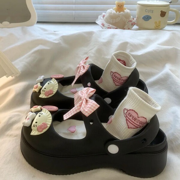 Children's Mary Jane shoes with bow