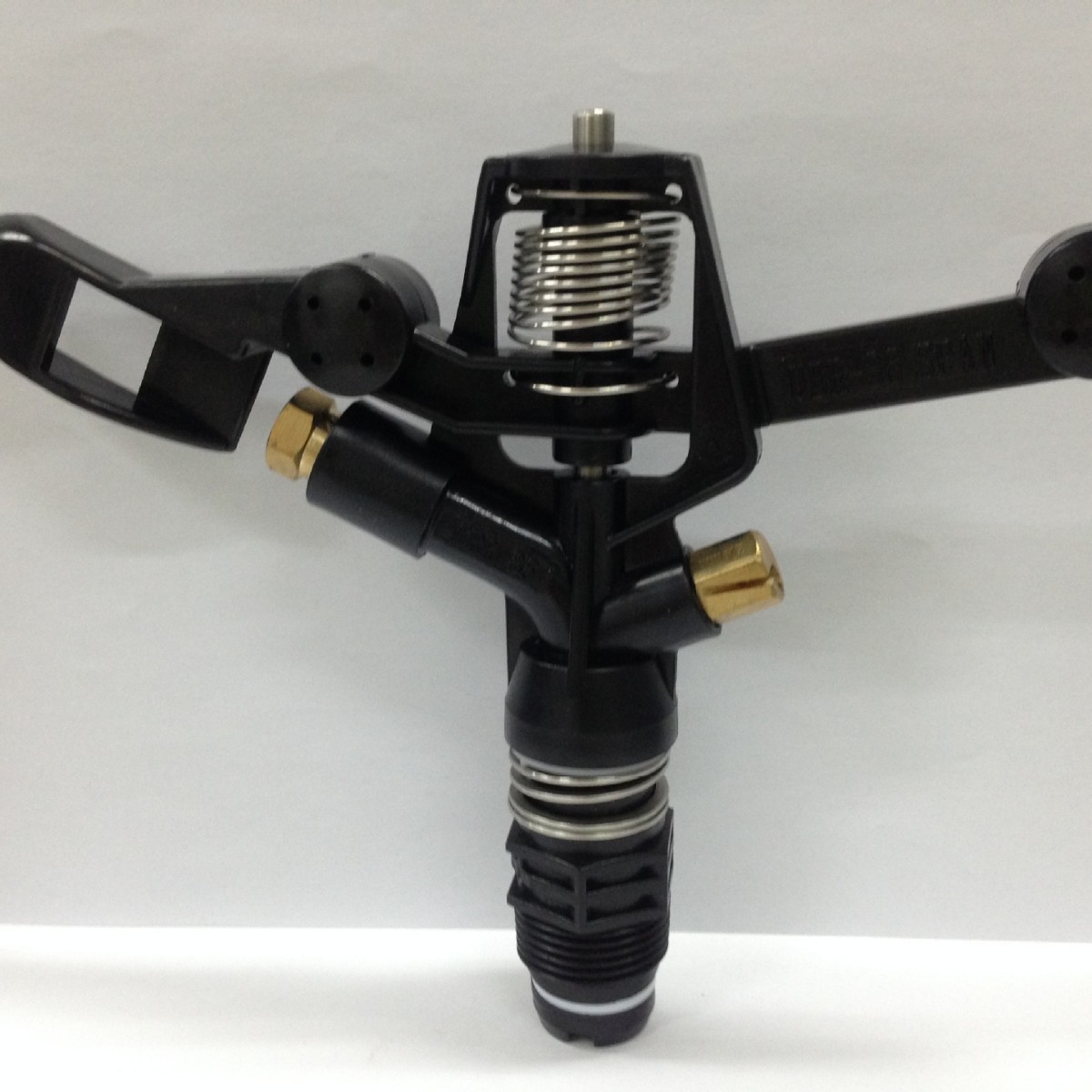 农业灌溉Dn20外丝摇臂式喷灌喷头工厂塑料灌溉洒水器