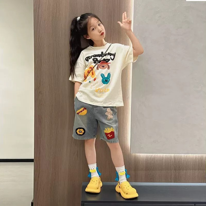 Girls' Summer College-Style Trendy Cartoon Embroidered Short-Sleeve T-Shirt and Jeans Set Fashion Girls' Summer College-Style Trendy Cartoon Embroidered Short-Sleeve T-Shirt and Jeans Set Fashion