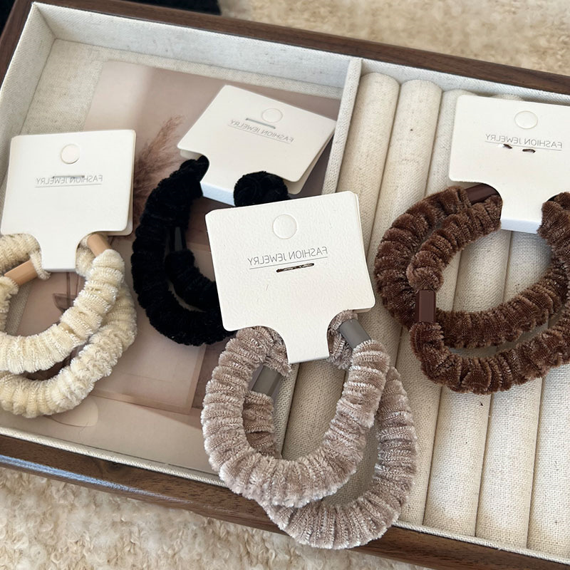 20g Weight Hair Tie Hair Accessories Type 1 Piece Quantity Daily Occasion Plush Material Solid Color, Horse Pattern Winter, Autumn, Autumn&Winter Season Women's Gender Simple Style Style Simple Style Women's Solid Color Horse Plush Hair Tie 5