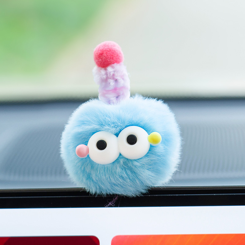 Decoración de pantalla de control central para automóviles Espejo retrovisor caricatura lindo peluche pequeño monstruo bola de pelo joyas de automóviles Decoración