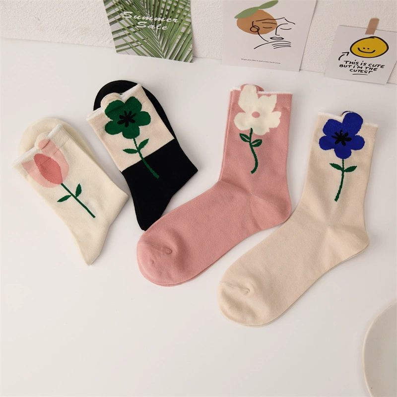 Tide, three dimensional knee socks, mid-length, flowered