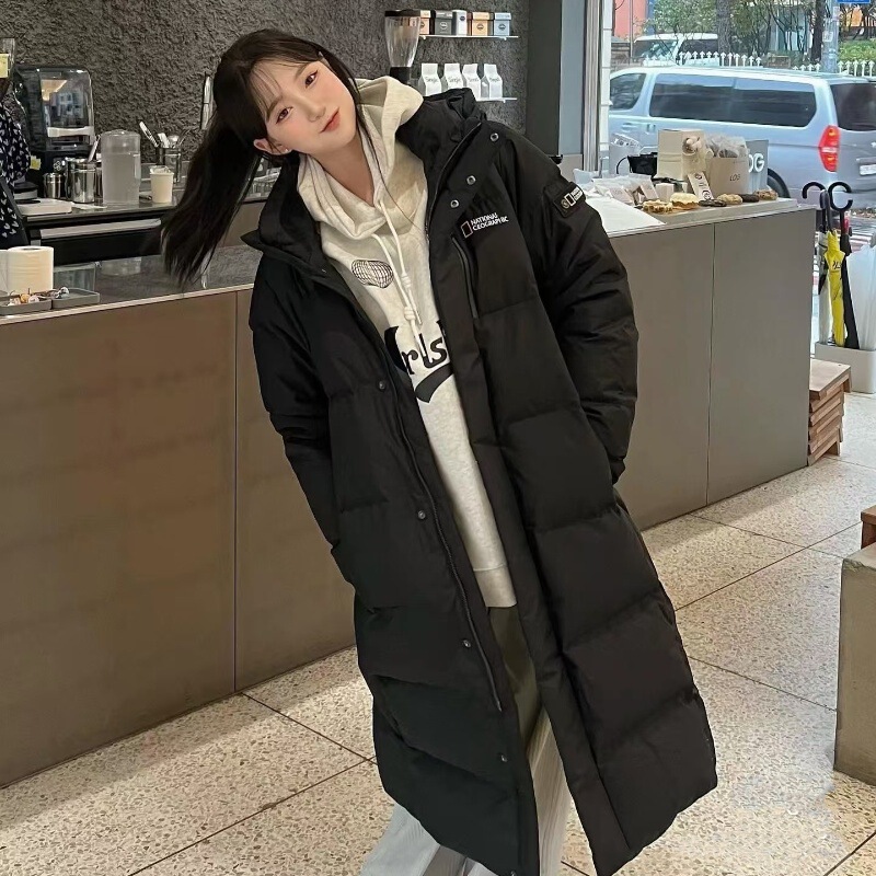 Korean Style Hooded Long down Jacket over the Knee, Unisex, Waterproof Student Coat, Cold-Proof, 2024 New Model Korean Style Hooded Long down Jacket over the Knee, Unisex, Waterproof Student Coat, Cold-Proof, 2024 New Model