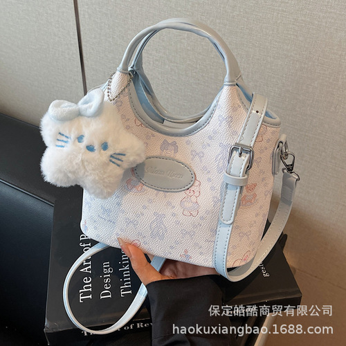 This year's popular women's 2025 new summer niche design crossbody bag with color block and water bucket style