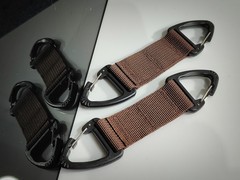 屋外 DIY 戦術的なバックルベルトキーホルダーバックパック MOLLE ウェビング織りバックル EDC 三角フックバックル