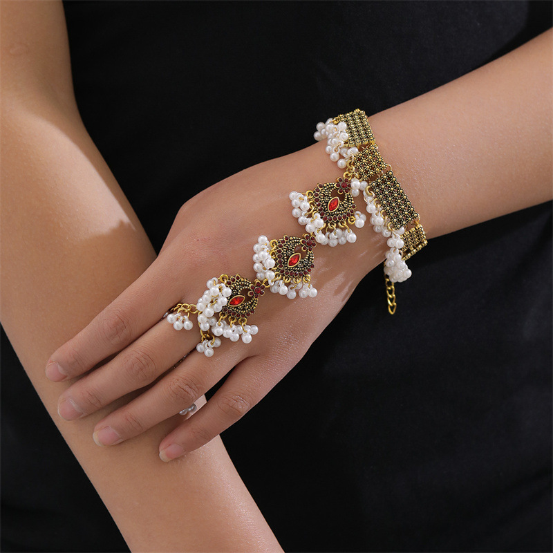 Vintage Ethno Ringarmband Aus Metall Mit Perlen Und Kristallen_voghion.com