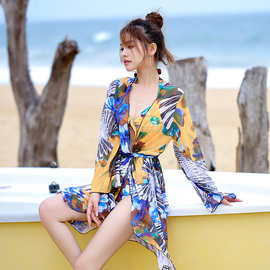 新款泳装青春风三角分体比基尼三件套靓女性感保守显瘦温泉泳衣