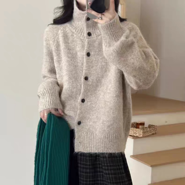 Retro colored knitted spring fashionable sweater