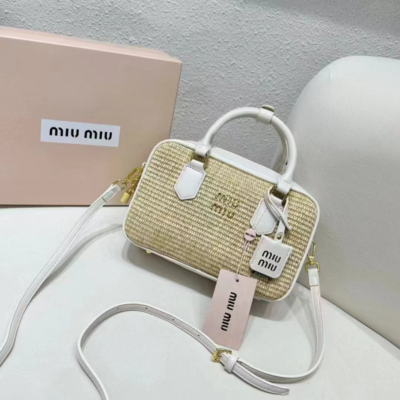 miu家新款简约编织包时尚洋气质感手提小方包草编撞色单肩斜挎包|undefined