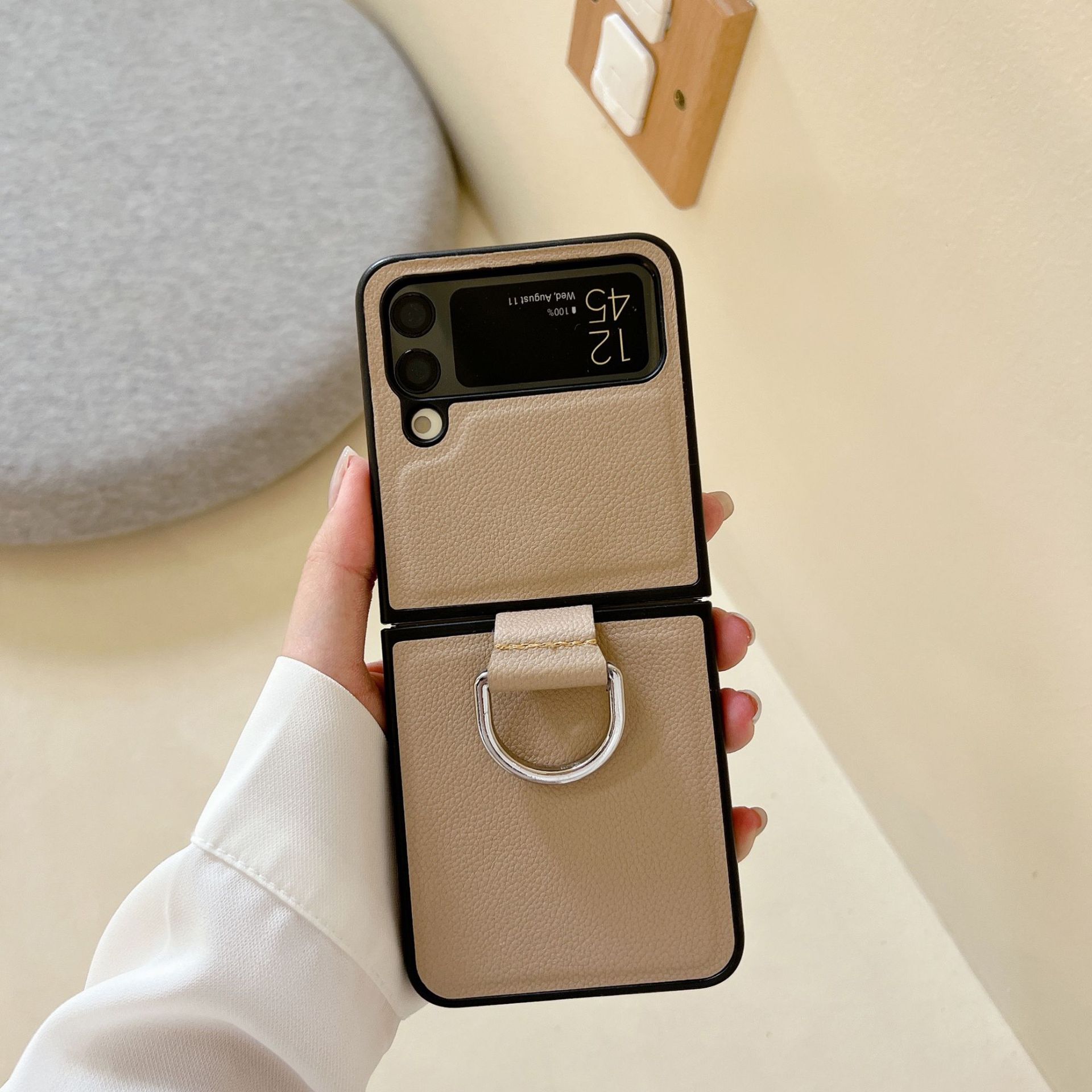 Black Color Fashion Solid Color Pc Pu Leather Phone Accessories