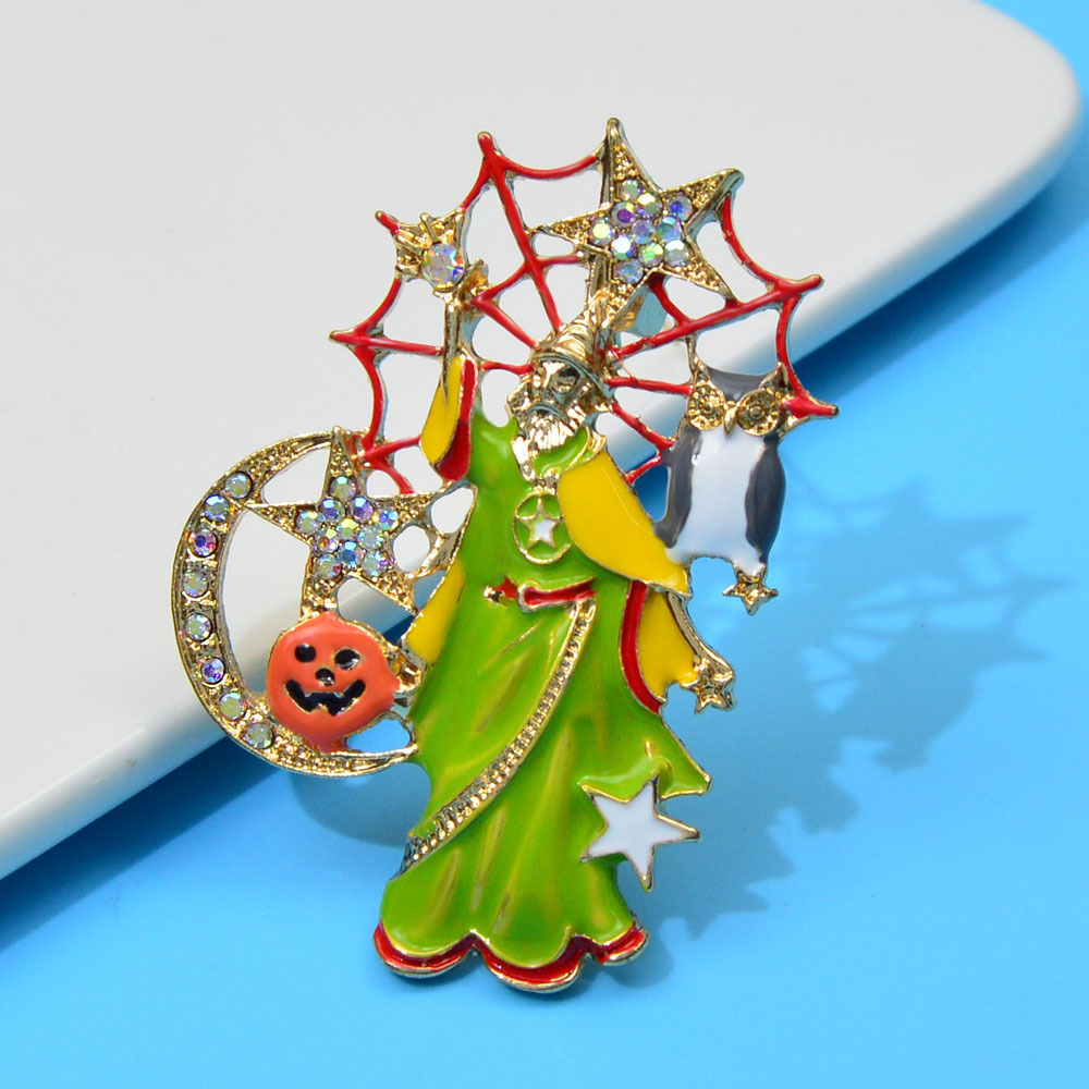 Europe and the United States new Halloween wizard brooch pumpkin bat owl pin enamel fashion corsage spot wholesale