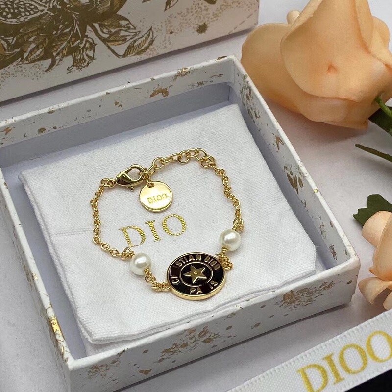 D'S/Dijia's New Letter Star Pearl Glue Elegant Retro Popular Same Fashion Bracelet Factory Direct Sale D'S/Dijia's New Letter Star Pearl Glue Elegant Retro Popular Same Fashion Bracelet Factory Direct Sale