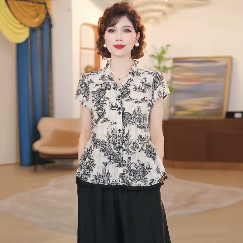 Young Mom's Summer Outfit Set, Summer Mom's Fashionable Clothing, Stylish 2026 New Model, Chic Middle-Aged and Elderly Women's Fashion Young Mom's Summer Outfit Set, Summer Mom's Fashionable Clothing, Stylish 2026 New Model, Chic Middle-Aged and Elderly Women's Fashion