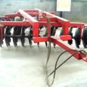 供应圆盘耙28片重型圆盘耙1BZ 3.0拖拉式圆盘耙660mm耙片