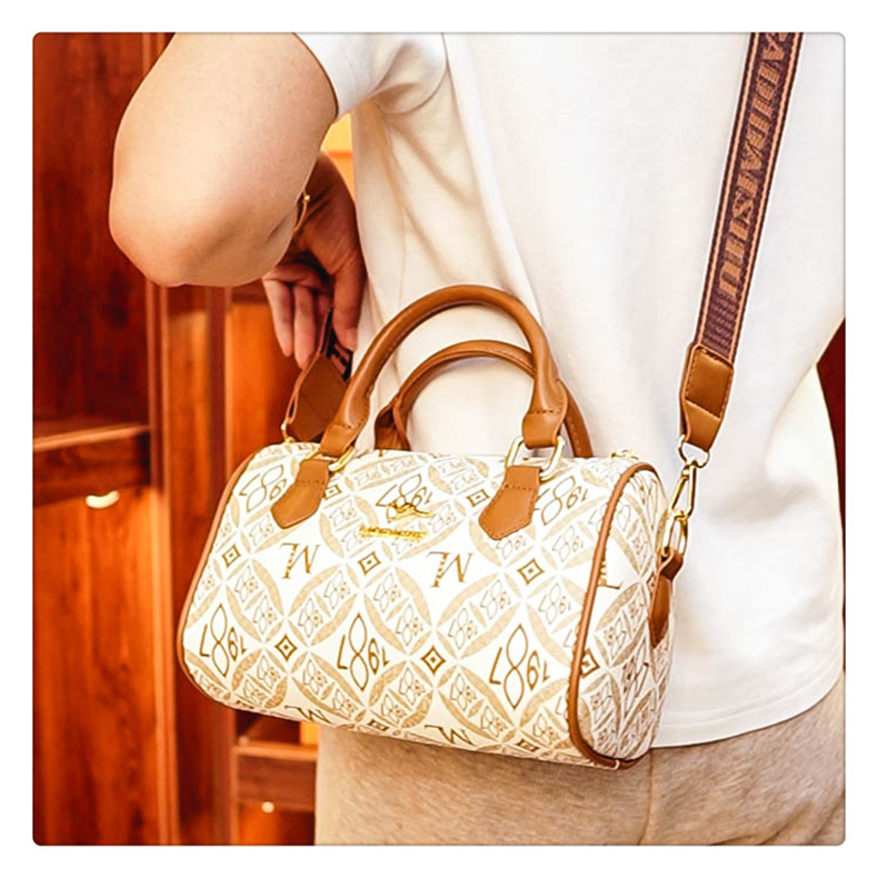 This year's popular cross-border handbag for women is the 2024 new printed letter texture light luxury Boston handbag and single-shoulder bag undefined