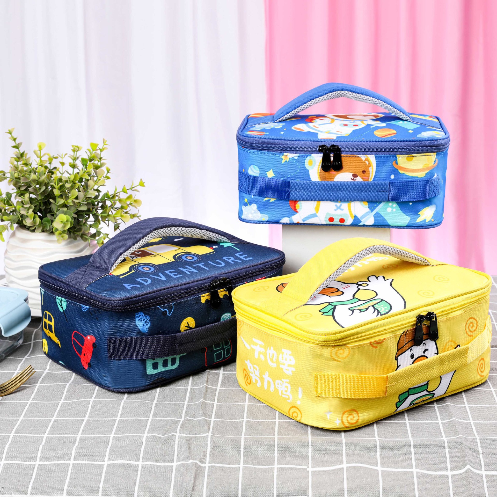 Children's Cartoon Insulation Lunch Box Bag Portable Lunch Bag Aluminum Foil Insulation Bag Thickened Insulation Bag Student Handbag