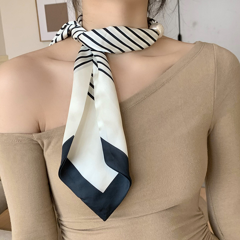 Pañuelo de seda, tira larga, sensación de alta calidad, estilo coreano, bufanda decorativa de lunares de doble capa, costura personalizada, bufanda de seda para mujer al por mayor