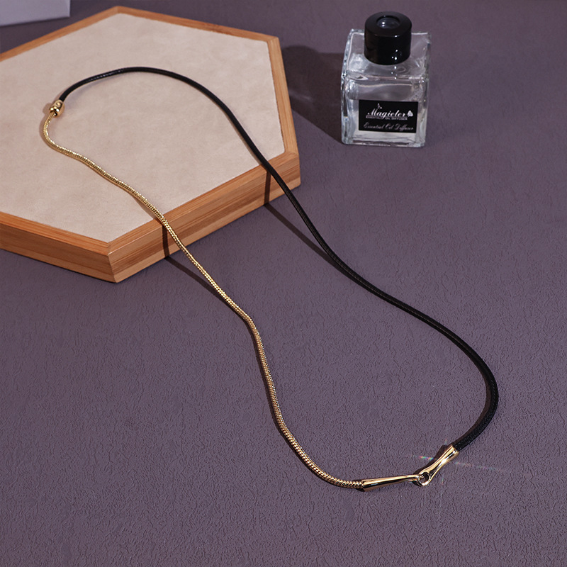 European and American Style Fashion Simple Craft Rope Stitching Snake Bone Chain Designer Necklace Niche High-end Necklace Women European and American Style Fashion Simple Craft Rope Stitching Snake Bone Chain Designer Necklace Niche High-end Necklace Women