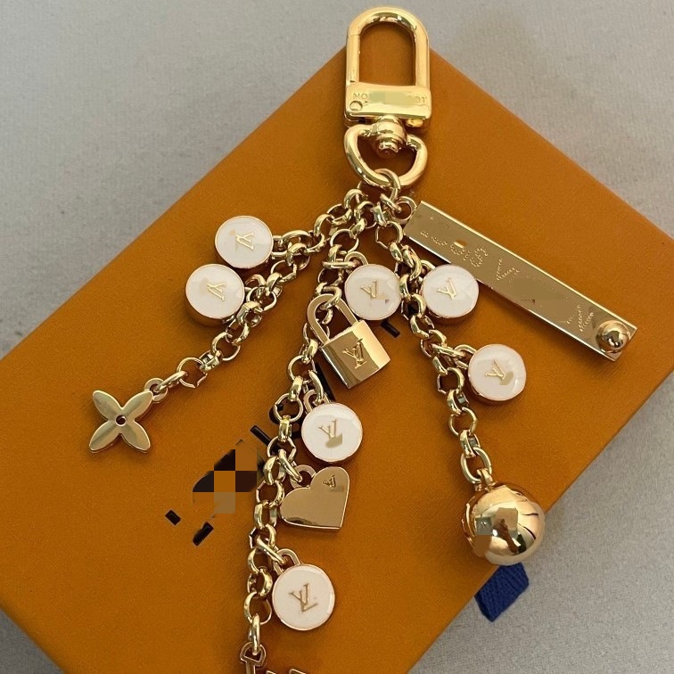 跨境新款圣诞节系列字母花环树袜子钥匙扣饰品铃铛彩虹背包挂饰