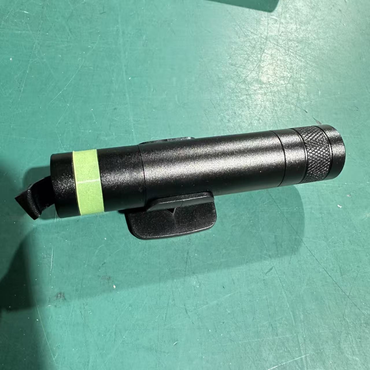 Car Safety Hammer Car Multifunctional Luminous Ring with Cutter Escape Emergency Window Breaker