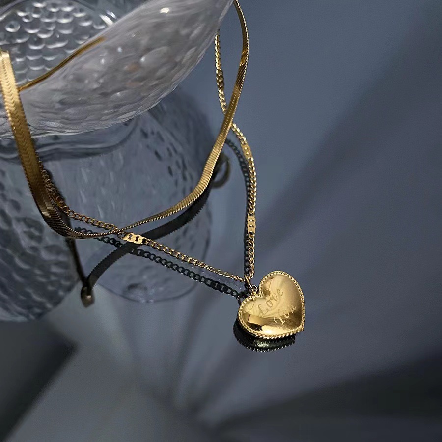 Einfacher Stil Herzform Titan Stahl Geschichtete Halskette display picture 2