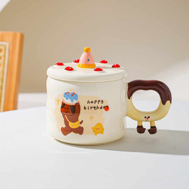 Creativo encantador de dibujos animados taza de pastel de cumpleaños taza de cerámica taza de regalo taza de café casera taza de agua taza de pareja