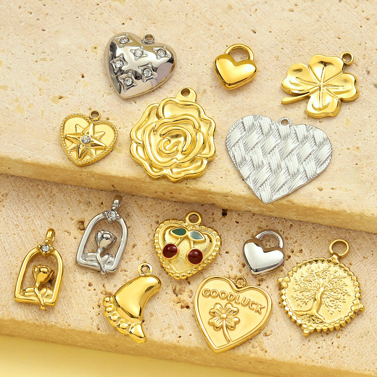 10g Weight Pendant Jewelry Making Type DIY Ornament Accessories Classification 3 PCS/Package Quantity 304 Stainless Steel Material Four Leaf Clover, Cherry, Heart Shape Pattern All Seasons Season Polished Finish Plating Design Vintage Style Style 3 PCS/Package 304 Stainless Steel Four Leaf Clover Cherry Heart Shape Polished Pendant DIY Ornament Accessories 无